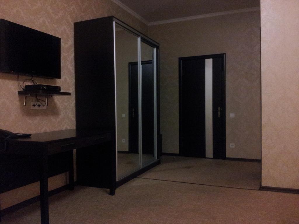 Noy Hotel Харков Стая снимка