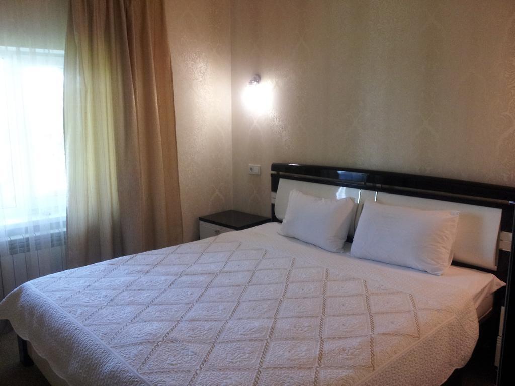 Noy Hotel Харков Стая снимка