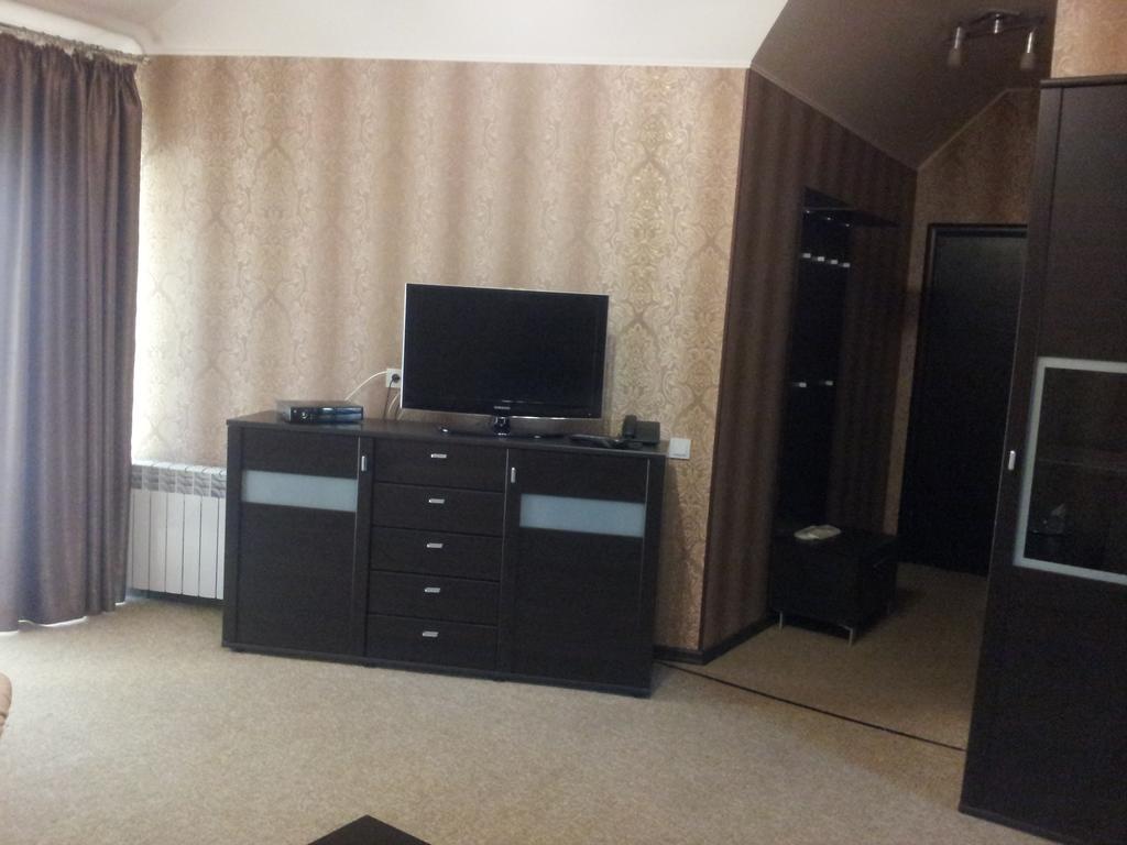 Noy Hotel Харков Стая снимка