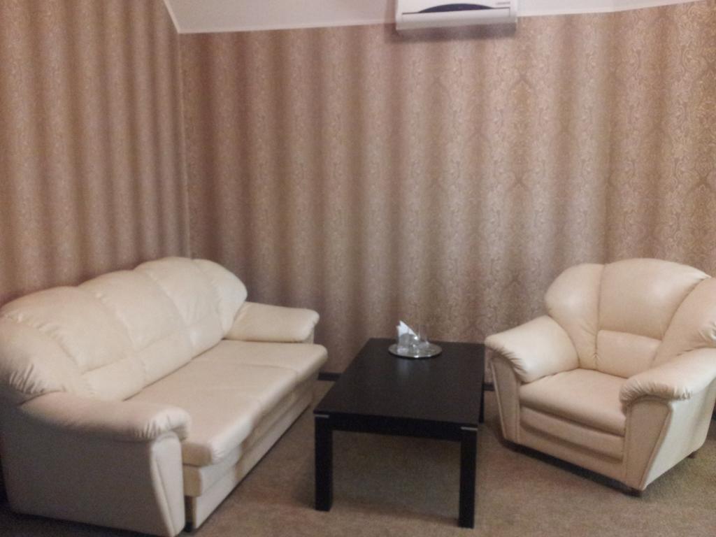 Noy Hotel Харков Стая снимка