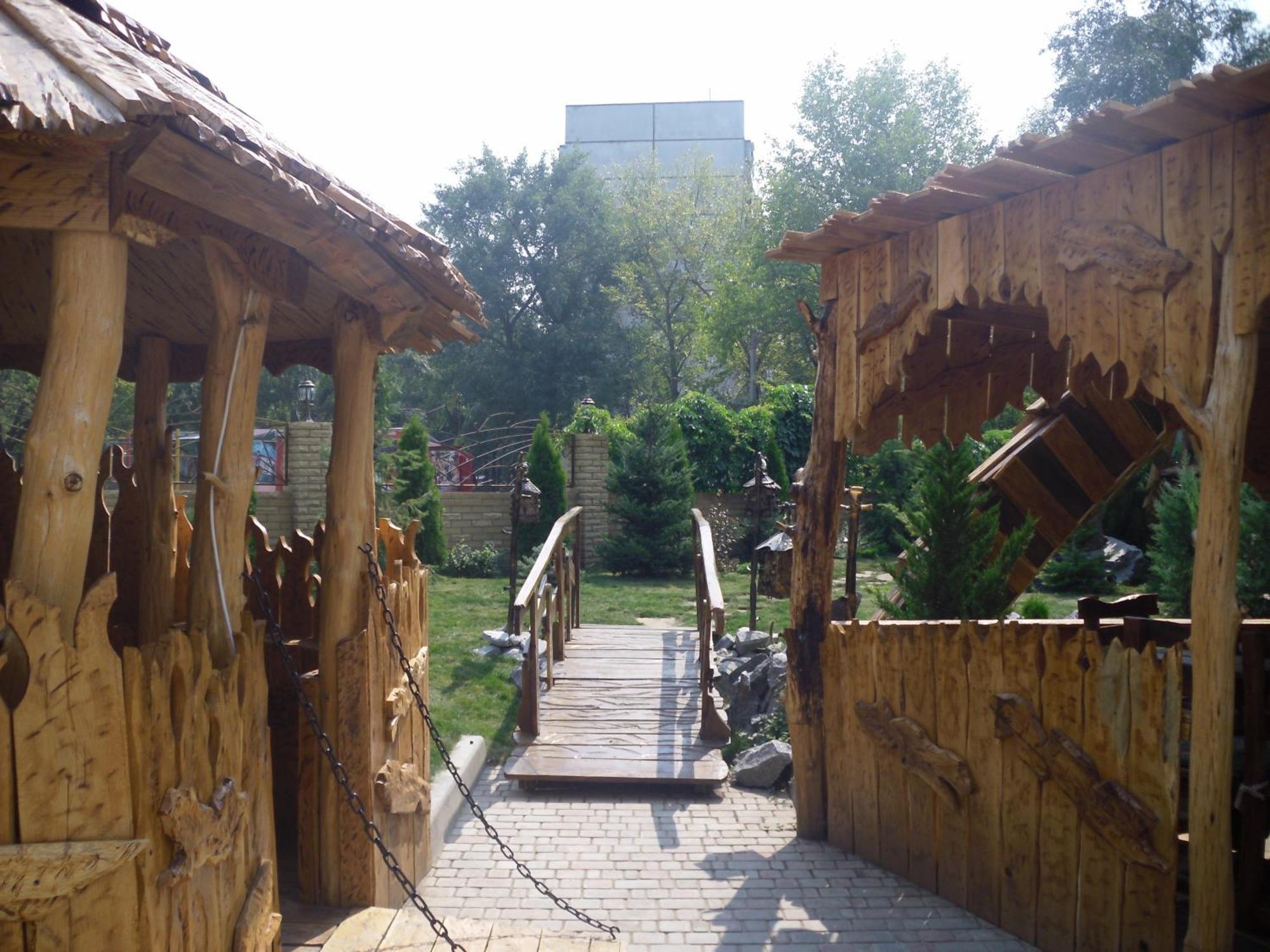 Noy Hotel Харков Екстериор снимка